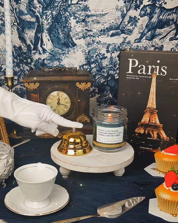 Huele A Una Noche Paseando Bajo El Cielo Estrellado De Paris
